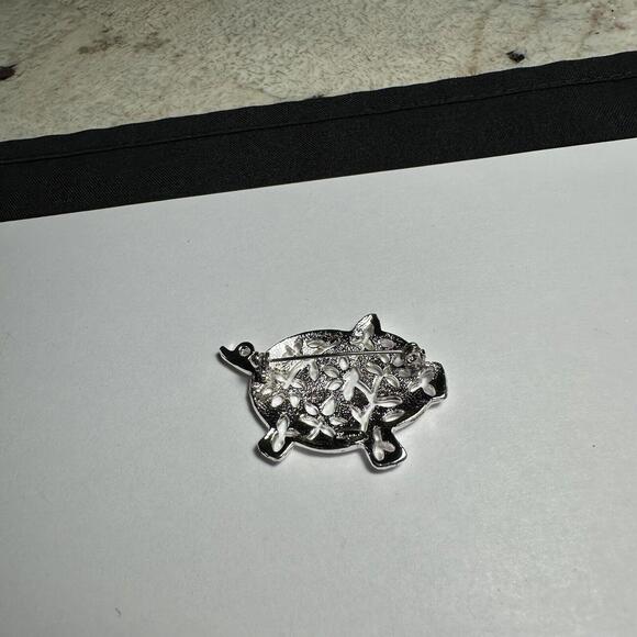 Signed Danecraft Pig Piggy Brooch Pin Silver Tone Metal - Picture 7 of 11